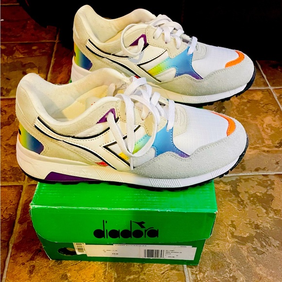 Diadora sneakers Size 5. Big kids - Picture 3 of 6